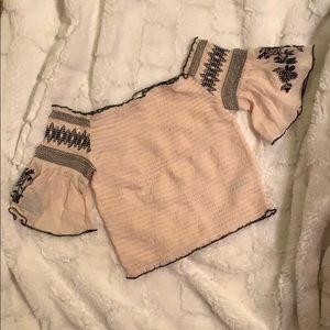 Xhiliration off shoulder top